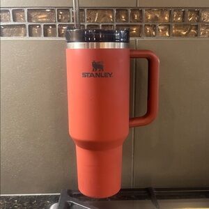 Stanley Matte Soft Matte Brick Red Quencher Soft 40 oz